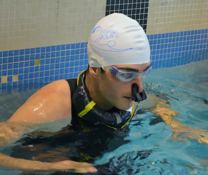 Apnée en piscine – Club ORCA Apnée en piscine – Club ORCA